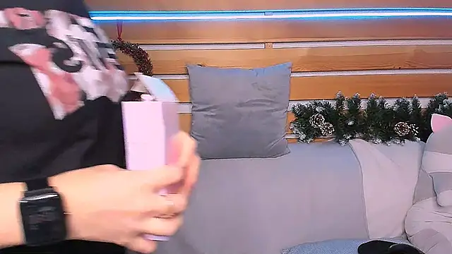 Nora Adamss online show from January 15, 2025, 1:02 am