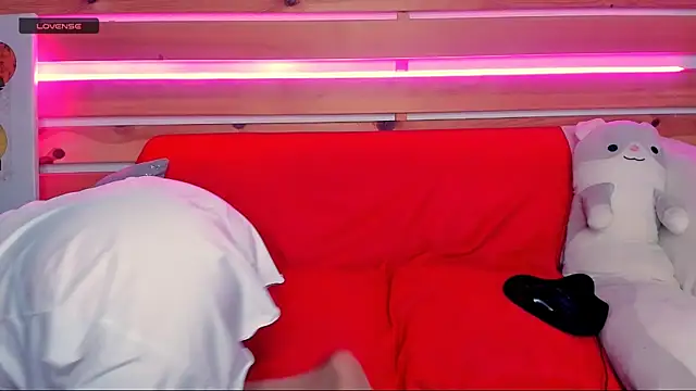 Nora Adamss online show from October 2, 2025, 12:58 am