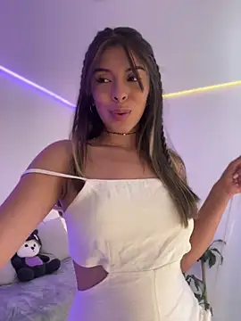 AmmyCollinsW online show from May 16, 2026, 8:41 pm