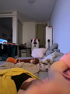 gostos  oo online show from March 24, 2026, 3:06 am