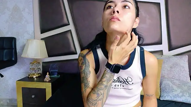 NicoleEsposito online show from July 30, 2026, 12:59 pm