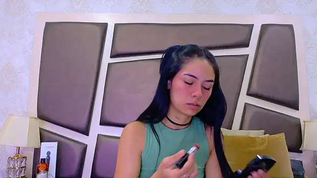 NicoleEsposito online show from June 29, 2026, 1:00 pm
