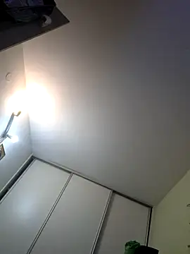 Zlyzloba21 online show from October 13, 2025, 11:27 pm