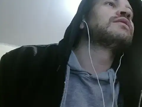 camiloking1720 online show from February 19, 2025, 4:55 am