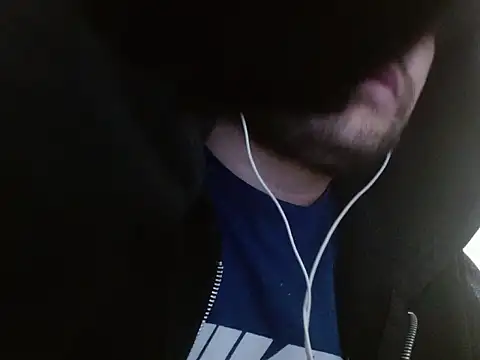 camiloking1720 online show from December 14, 2025, 8:09 am