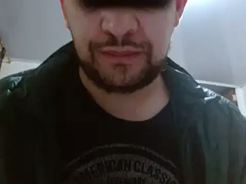 camiloking1720 online show from February 28, 2025, 1:05 am