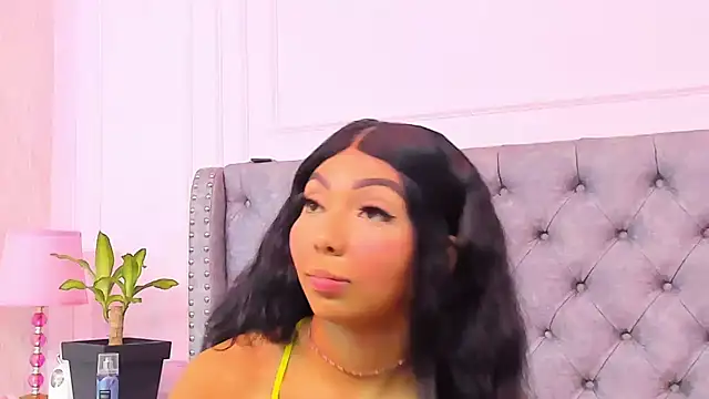 HaileeRoberts online show from January 18, 2026, 1:03 pm