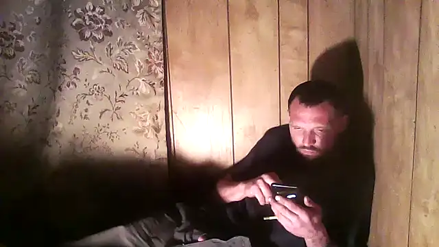 Snapshot of luke_thighwalker2469 chatting on March 4, 2026, 11:40 am luke thighwalker2469 online show from March 4, 2026, 11:40 am