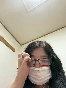 Snapshot of ryoko6681 chatting on April 10, 2026, 3:19 pm ryoko6681 online show from April 10, 2026, 3:19 pm