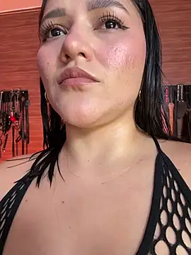 yey bdsm online show from May 11, 2026, 4:26 pm