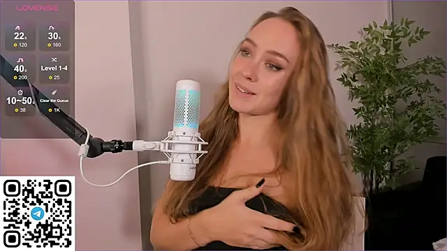 AngelPaull online show from March 9, 2025, 3:22 am