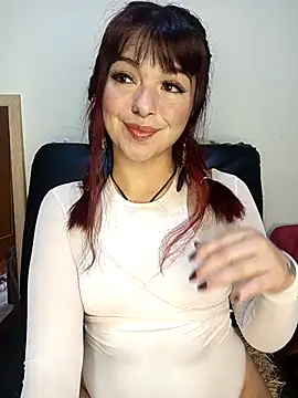 Winona-miu online show from November 23, 2025, 10:14 am