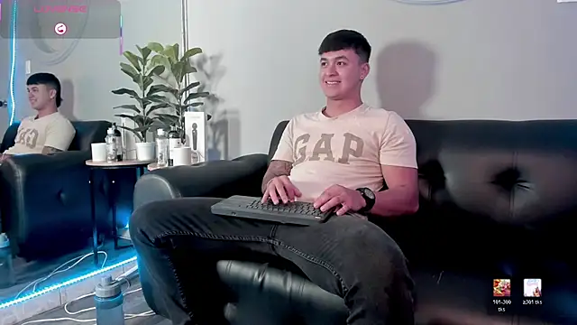 Cristopher strong online show from July 27, 2026, 2:02 pm