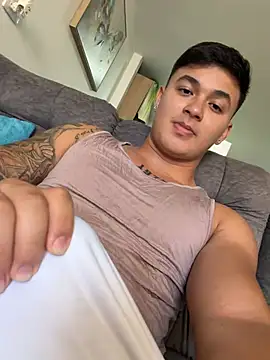 Snapshot of Cristopher_strong chatting on May 15, 2026, 2:15 pm Cristopher strong online show from May 15, 2026, 2:15 pm