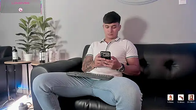 Cristopher strong online show from July 23, 2026, 1:52 pm