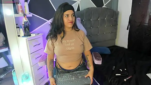 alyssa magiic online show from July 14, 2026, 6:14 pm