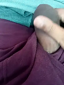 nikindian2024 online show from October 2, 2025, 4:05 am