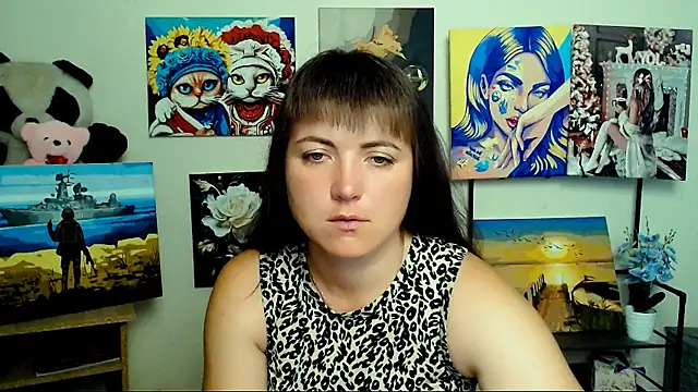 Darina M  online show from July 7, 2026, 4:37 am
