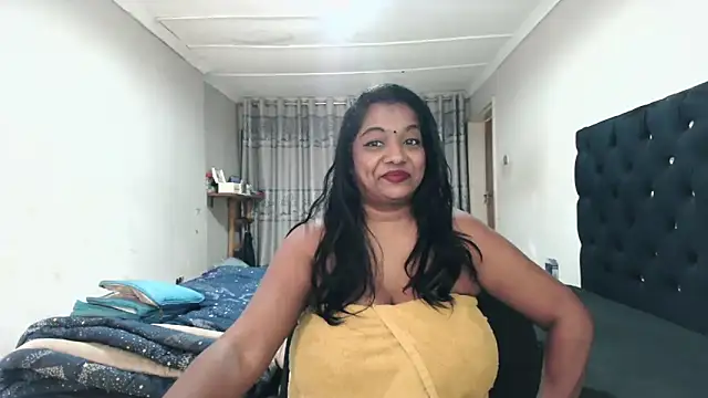 Snapshot of Indianmayaxoxo chatting on June 21, 2026, 8:42 am Indianmayaxoxo online show from June 21, 2026, 8:42 am