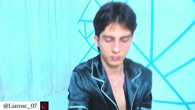 liam scott77 online show from July 15, 2026, 3:13 am
