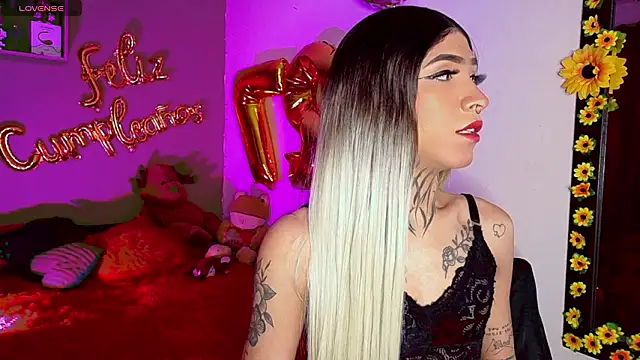 Snapshot of Micaela_Rangel chatting on March 31, 2026, 2:13 am Micaela Rangel online show from March 31, 2026, 2:13 am
