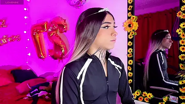 Snapshot of Micaela_Rangel chatting on April 8, 2026, 1:51 am Micaela Rangel online show from April 8, 2026, 1:51 am