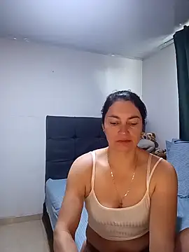 renata hot1 online show from March 20, 2025, 7:14 pm