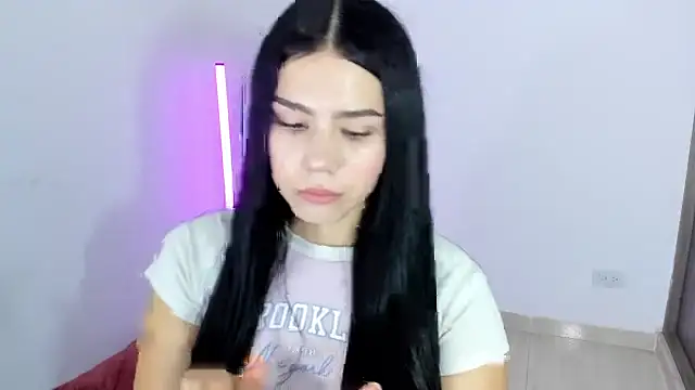 Natasha su  online show from October 14, 2025, 10:09 pm