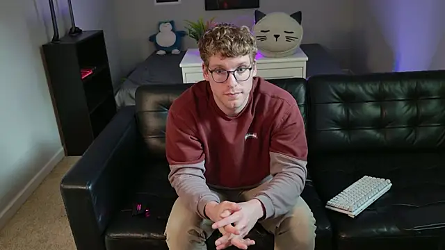 Snapshot of BlueEyedTallGuy94 chatting on January 17, 2026, 11:08 pm BlueEyedTallGuy94 online show from January 17, 2026, 11:08 pm