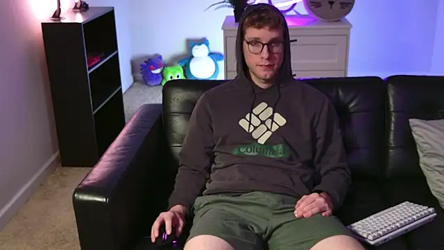 Snapshot of BlueEyedTallGuy94 chatting on November 27, 2025, 3:07 am BlueEyedTallGuy94 online show from November 27, 2025, 3:07 am