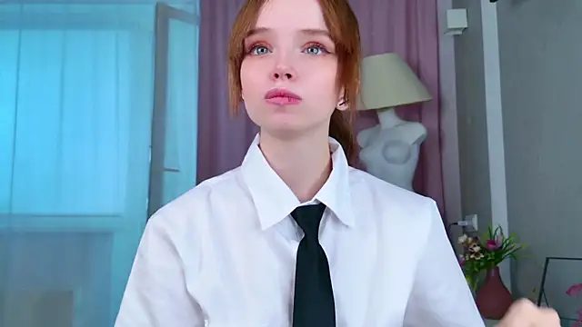 b4by LoL1 online show from September 13, 2025, 11:21 am