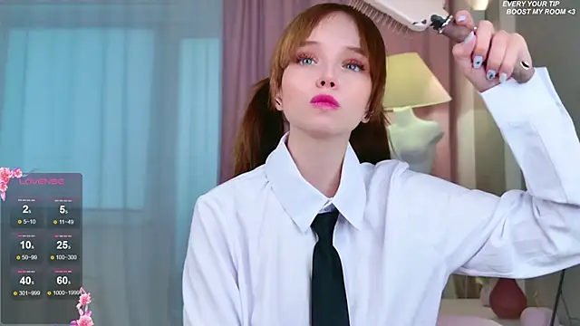 b4by LoL1 online show from September 18, 2025, 11:24 am