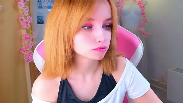 b4by LoL1 online show from May 8, 2026, 1:37 pm