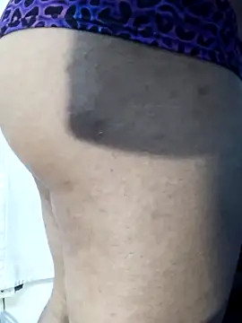 Snapshot of MiamiBang chatting on February 27, 2026, 10:20 pm MiamiBang online show from February 27, 2026, 10:20 pm