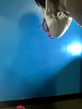 Snapshot of MiamiBang chatting on October 20, 2025, 11:33 am MiamiBang online show from October 20, 2025, 11:33 am