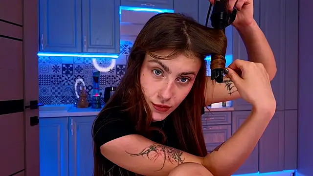 tomorrows day online show from October 10, 2025, 9:15 pm