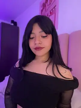 Ashley Chriss online show from June 7, 2026, 5:01 am