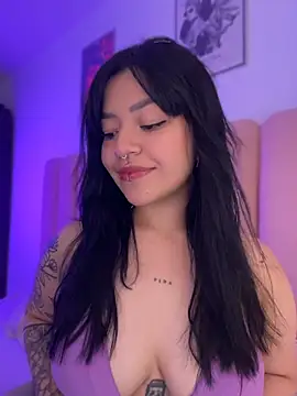 Ashley Chriss online show from July 9, 2026, 1:39 am