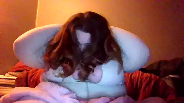 Snapshot of _GodessIsabella_97 chatting on December 15, 2025, 7:36 am GodessIsabella 97 online show from December 15, 2025, 7:36 am