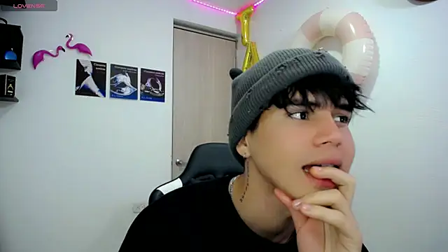 Tayson Rivers online show from September 13, 2025, 12:32 am