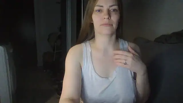 Snapshot of AnnaDiamond1 chatting on June 8, 2026, 1:22 am AnnaDiamond1 online show from June 8, 2026, 1:22 am