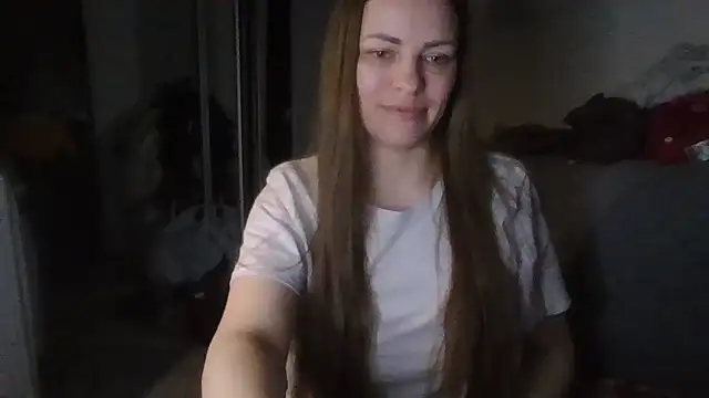 AnnaDiamond1 online show from April 22, 2026, 10:49 pm