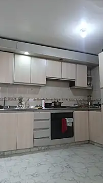 Siriss boyrag online show from October 8, 2025, 2:40 pm