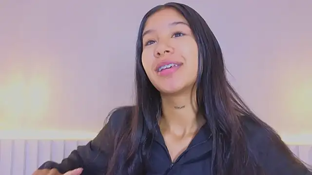 Aida moreno online show from September 10, 2025, 11:42 am