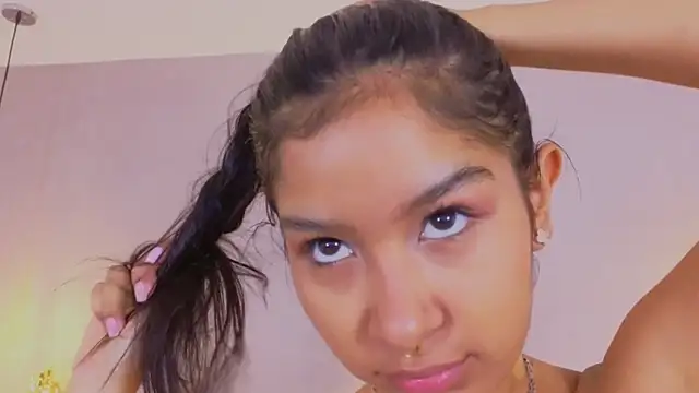 Aida moreno online show from September 18, 2025, 11:46 am