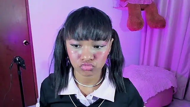 Snapshot of KaattySweet_ chatting on March 18, 2026, 7:37 pm KaattySweet online show from March 18, 2026, 7:37 pm