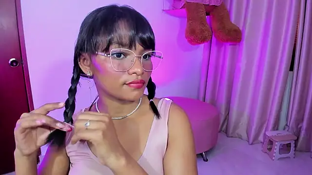 Snapshot of KaattySweet_ chatting on March 6, 2026, 7:42 pm KaattySweet online show from March 6, 2026, 7:42 pm