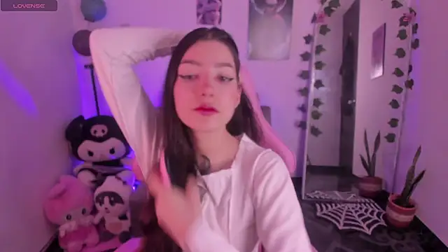 cami mila9 online show from October 16, 2025, 9:45 pm