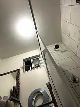 kevinsito1 online show from September 18, 2025, 2:36 am