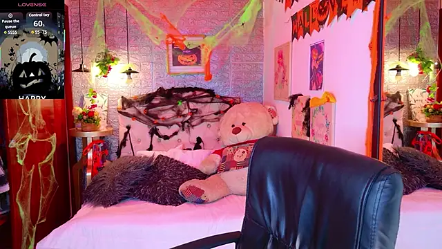 meghan nill online show from October 22, 2025, 3:06 am